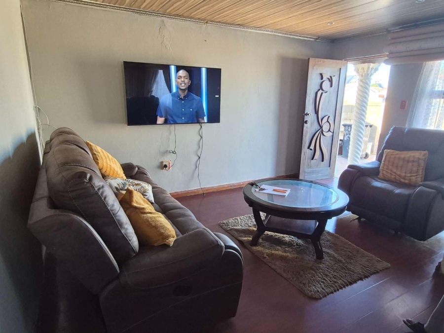 3 Bedroom Property for Sale in Zwide Eastern Cape
